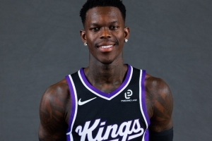 施罗德：当对手获得46次罚球时确实很艰难 我们想推速度但起不来