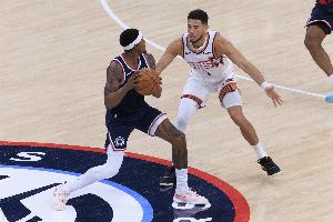 卢：还没确定谁顶替比尔首发 他背部仍然有一些痛感