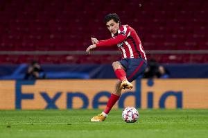 马卡：吉梅内斯复出后，与略伦特、勒诺尔芒和汉茨科组成最稳防线