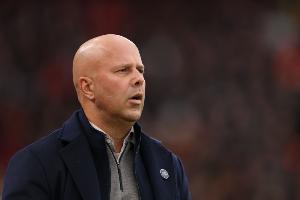 斯洛特：伊萨克和琼斯基本无缘出战维拉 完全没想到被问合同问题