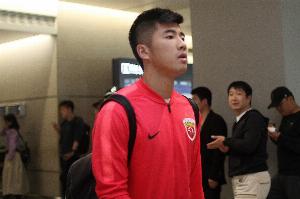 记者：海港这场亚冠最可惜，但凡人员稍微齐整些多半问题不大