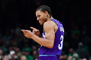 努尔基奇：我最喜欢基昂特-乔治 他总能让我想起利拉德 他俩很像